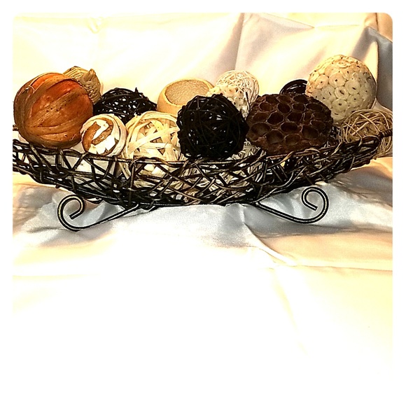 unknown Other - Decorate basket with decorative natural balls